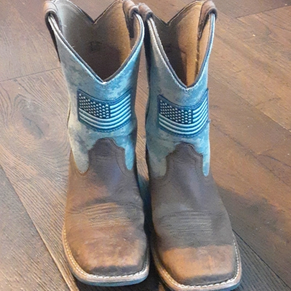 Ariat Camo Square toe boots